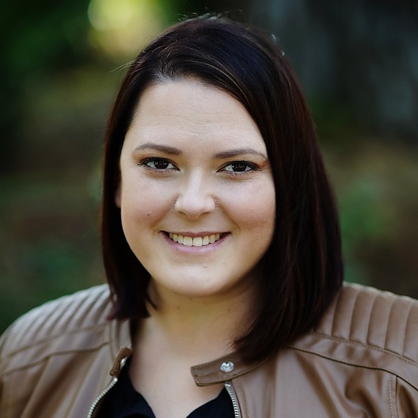 Jenny The Realtor® Lady Instagram, Facebook, TikTok Linktree