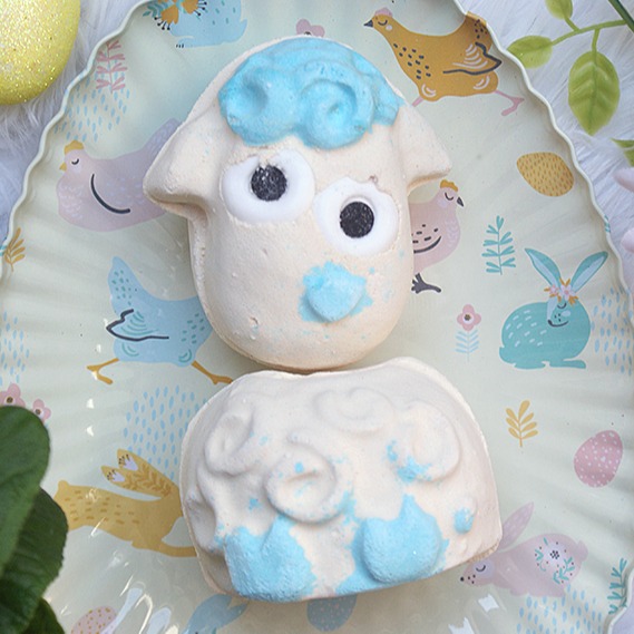 Hi! Click one of the links ↓ | Linktree