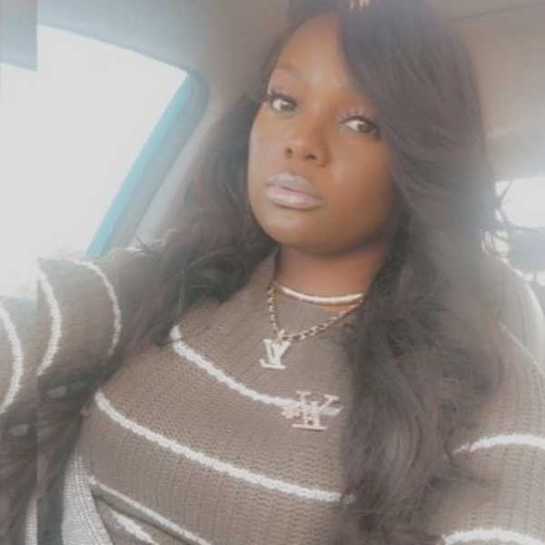 Jalesa McRae Official Fanpage Instagram, Facebook, TikTok Linktree