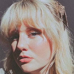 Whitney Paige Links | Instagram, Twitch | Linktree