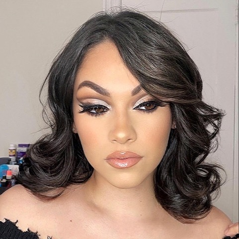 Amanda Lynn 🖤 | Instagram, TikTok | Linktree