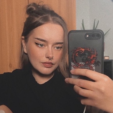 K A T I E | Twitter, TikTok, Twitch | Linktree