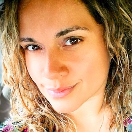 Anna Valenzuela . Facebook Linktree