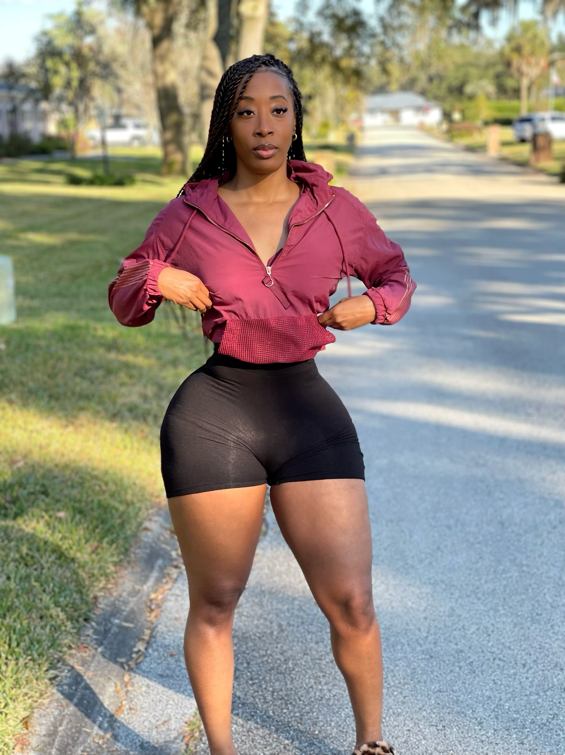 4RkWHOOYTKWnLkRzVFFF_Q0Us3TB871aFjE8i