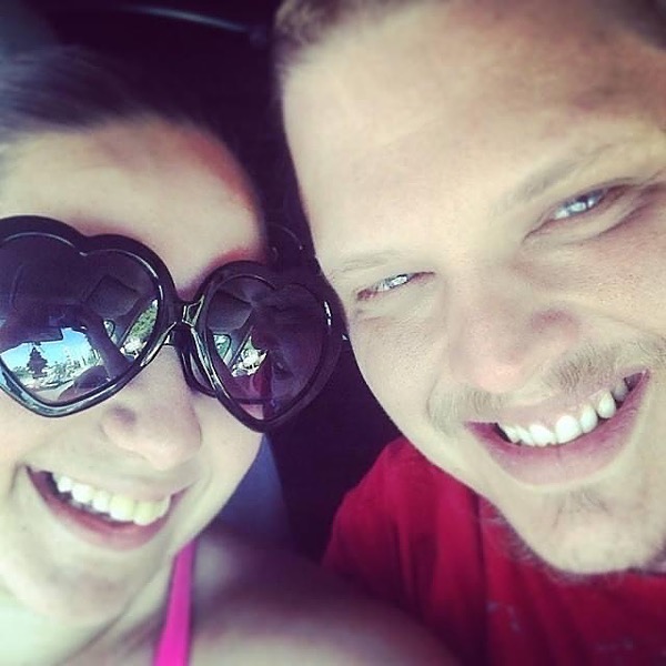 save-with-coupon-couple-instagram-facebook-tiktok-linktree