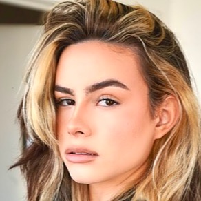 Sofia Spams TikTok, Twitch Linktree