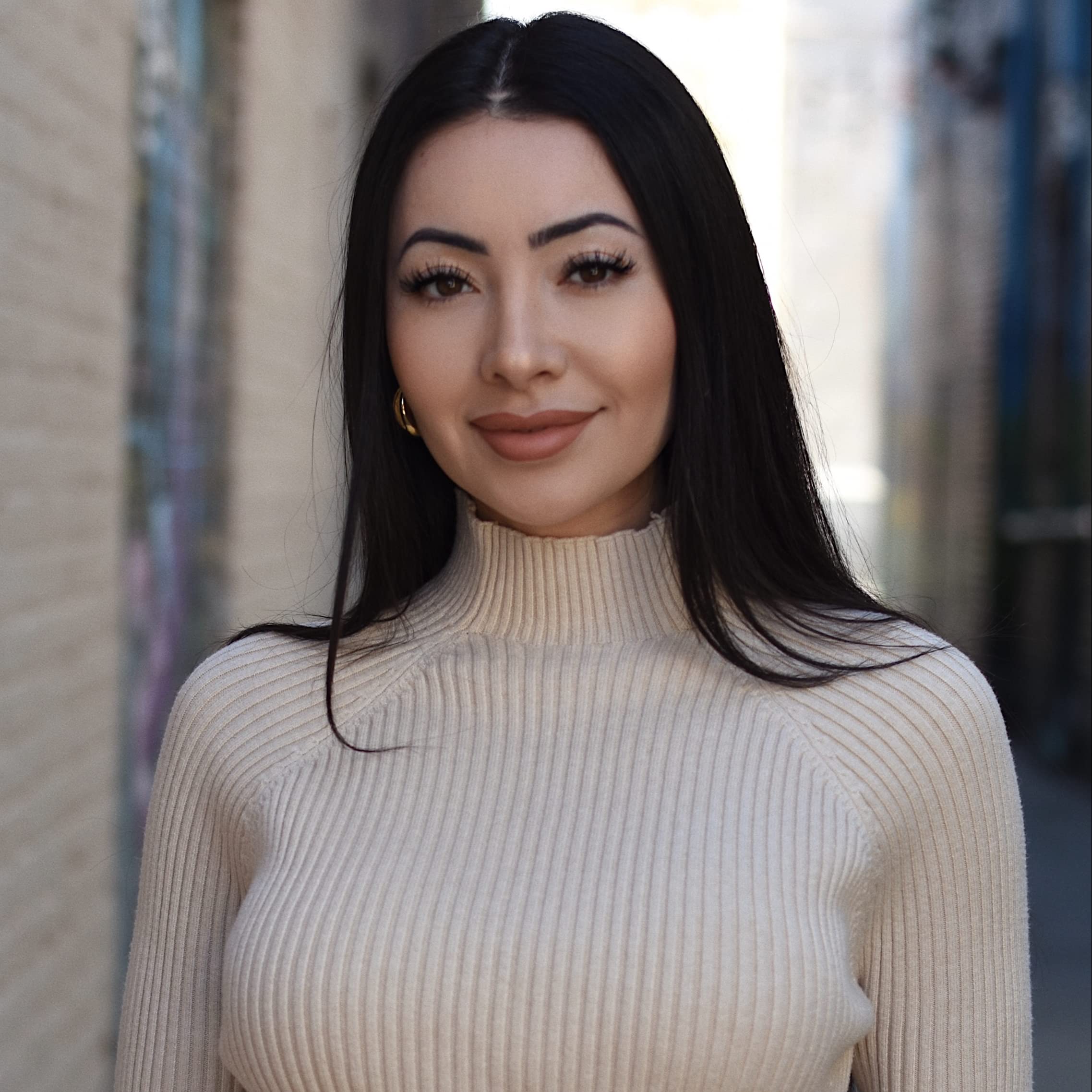 Dr. Clarissa Shah Twitter, Instagram, TikTok Linktree