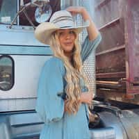 Baylea.the.space.cowgirl - Find @Baylea.the.space.cowgirl Onlyfans