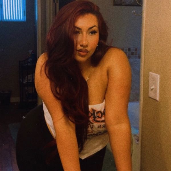 Itsjustjaslyn | Twitter, Instagram, TikTok | Linktree