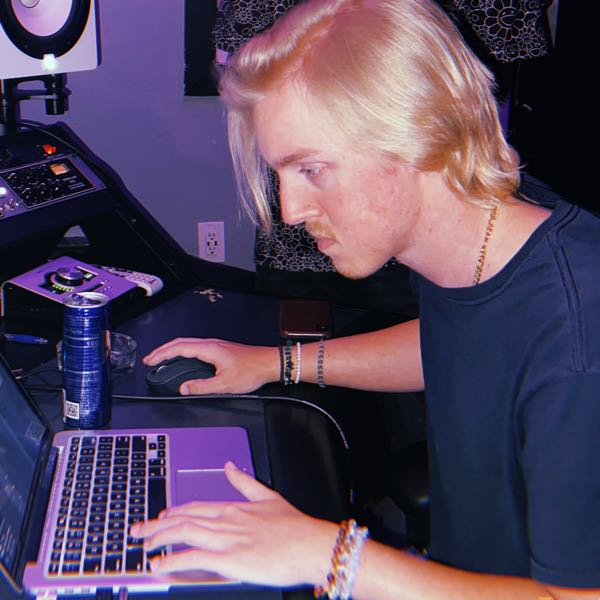 Benjamin Newman Twitter, Instagram Linktree