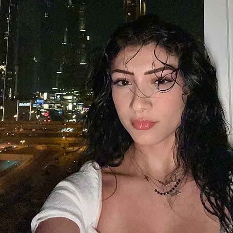 @Marii Twitter, Instagram, TikTok, Twitch Linktree