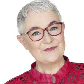 Melanie Rose | Twitter | Linktree