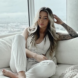 Allie Harding | Instagram, TikTok | Linktree