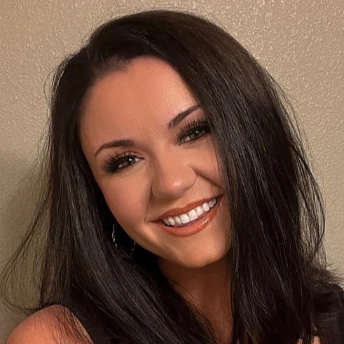 Alyssa Stephens | Instagram | Linktree