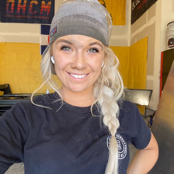 bluecollarblondie1 Instagram, TikTok Linktree