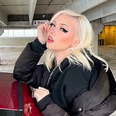 Veronica Killbride | Twitter | Linktree