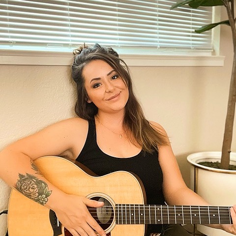 Katie Sings | Instagram, TikTok | Linktree