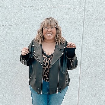 aliciamccarvell | Twitter, Instagram, Facebook, TikTok | Linktree