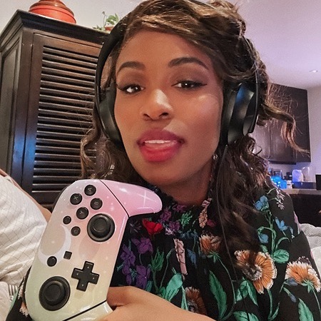 Help Akilah pay an alleged white supremacist