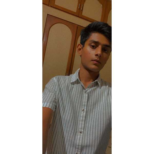 PRIYANSH PATEL Twitter, Instagram, Spotify Linktree