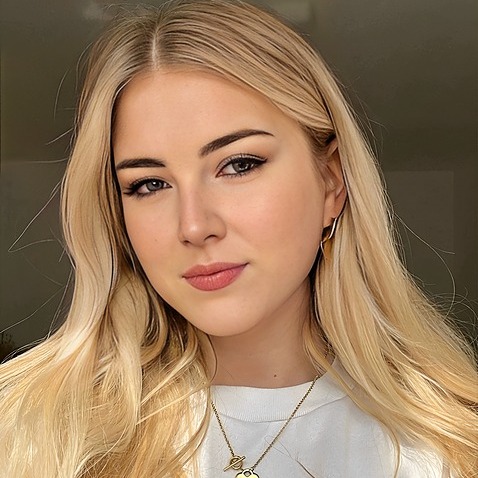 Olivia Smith🌟 Twitter, Instagram, Facebook, Twitch Linktree