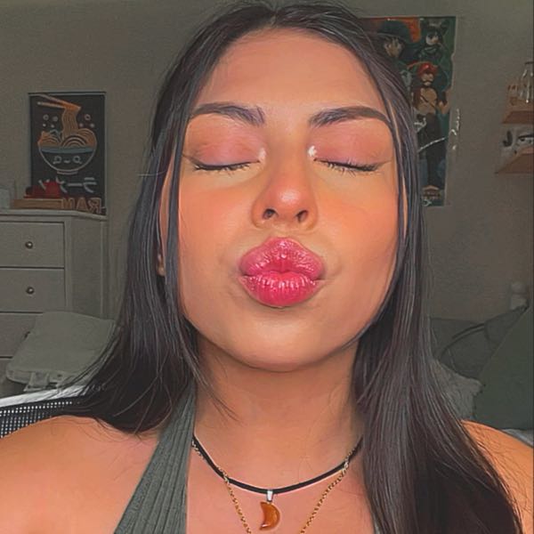 Karensita | Perolikeidk | Instagram, TikTok, Twitch | Linktree
