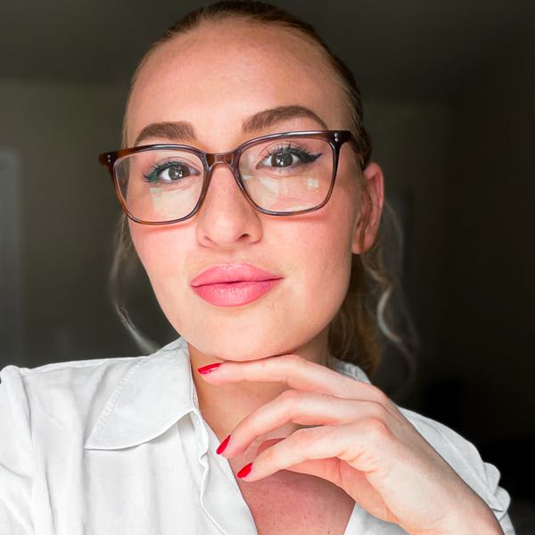 liveandsetsail | Twitter, Facebook, Twitch | Linktree