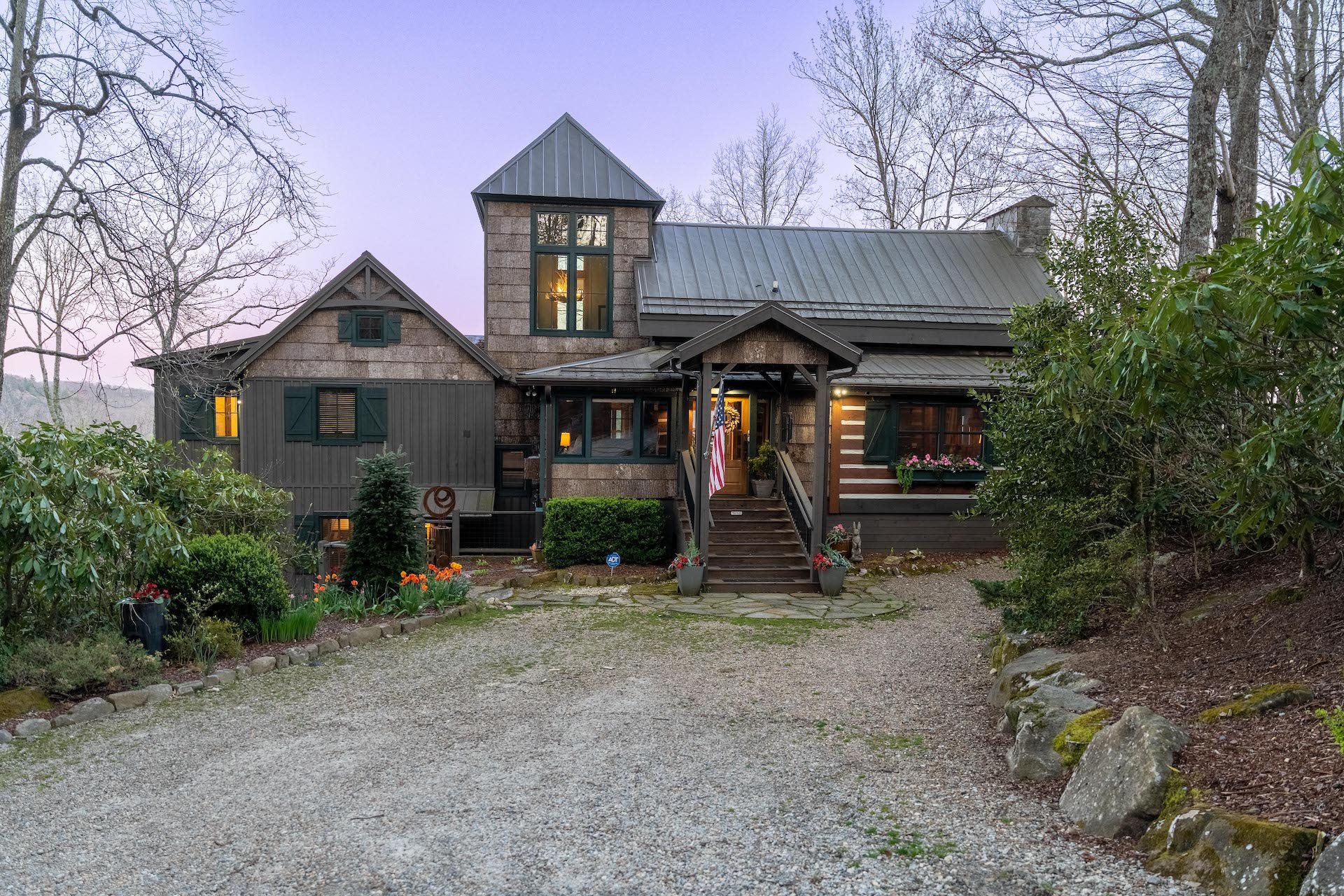 Allen Tate Highlands/Cashiers Facebook Linktree