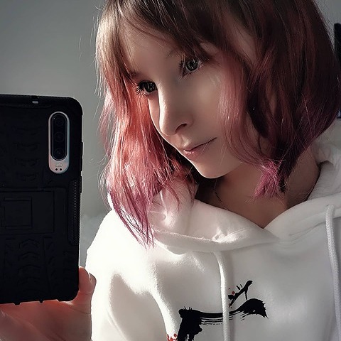 Yakisa | Twitter, Instagram, Twitch | Linktree