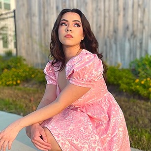 Vanessa Janee | Twitter, Instagram, TikTok | Linktree