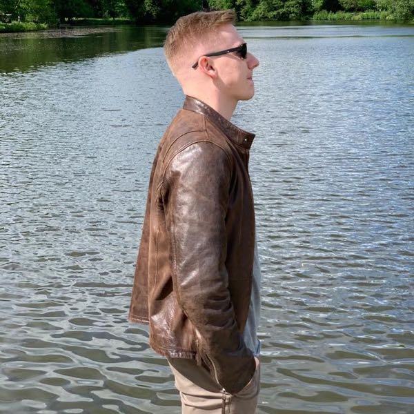 Elias (18+) - Find Elias (18+) Onlyfans - Linktree