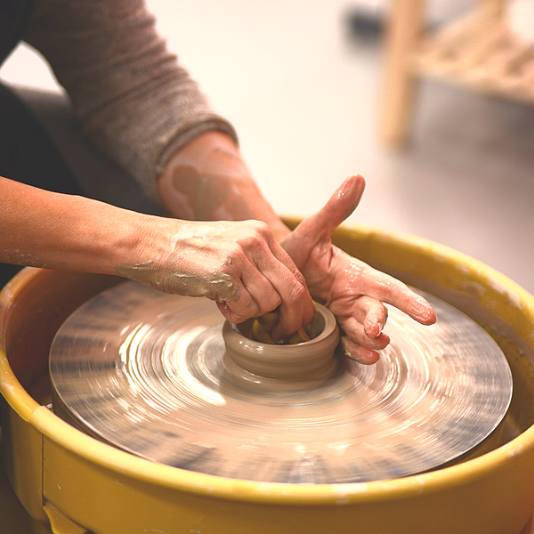 Norwich Pottery Studio Instagram Linktree