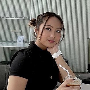 Caily's links | Twitter, Instagram, Twitch | Linktree