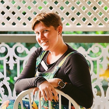 Laura Bryant | Twitter, YouTube, Spotify | Linktree