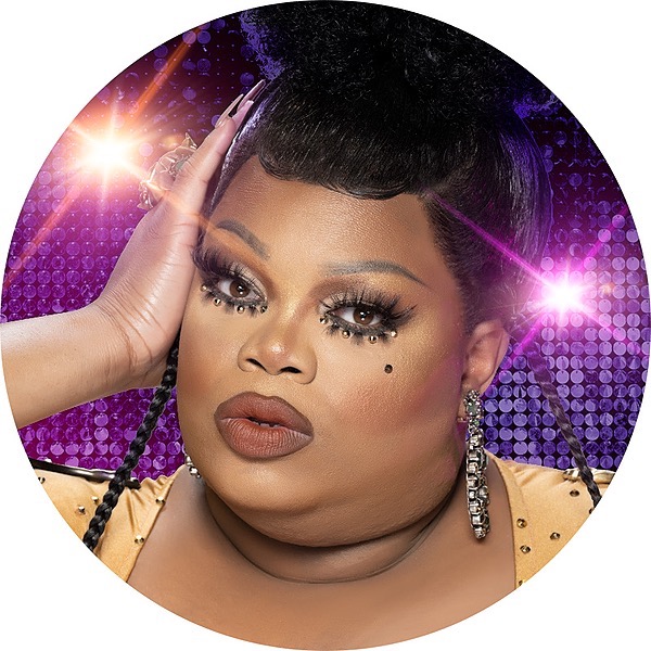 Silky Nutmeg Ganache Twitter, Instagram, Facebook, TikTok Linktree