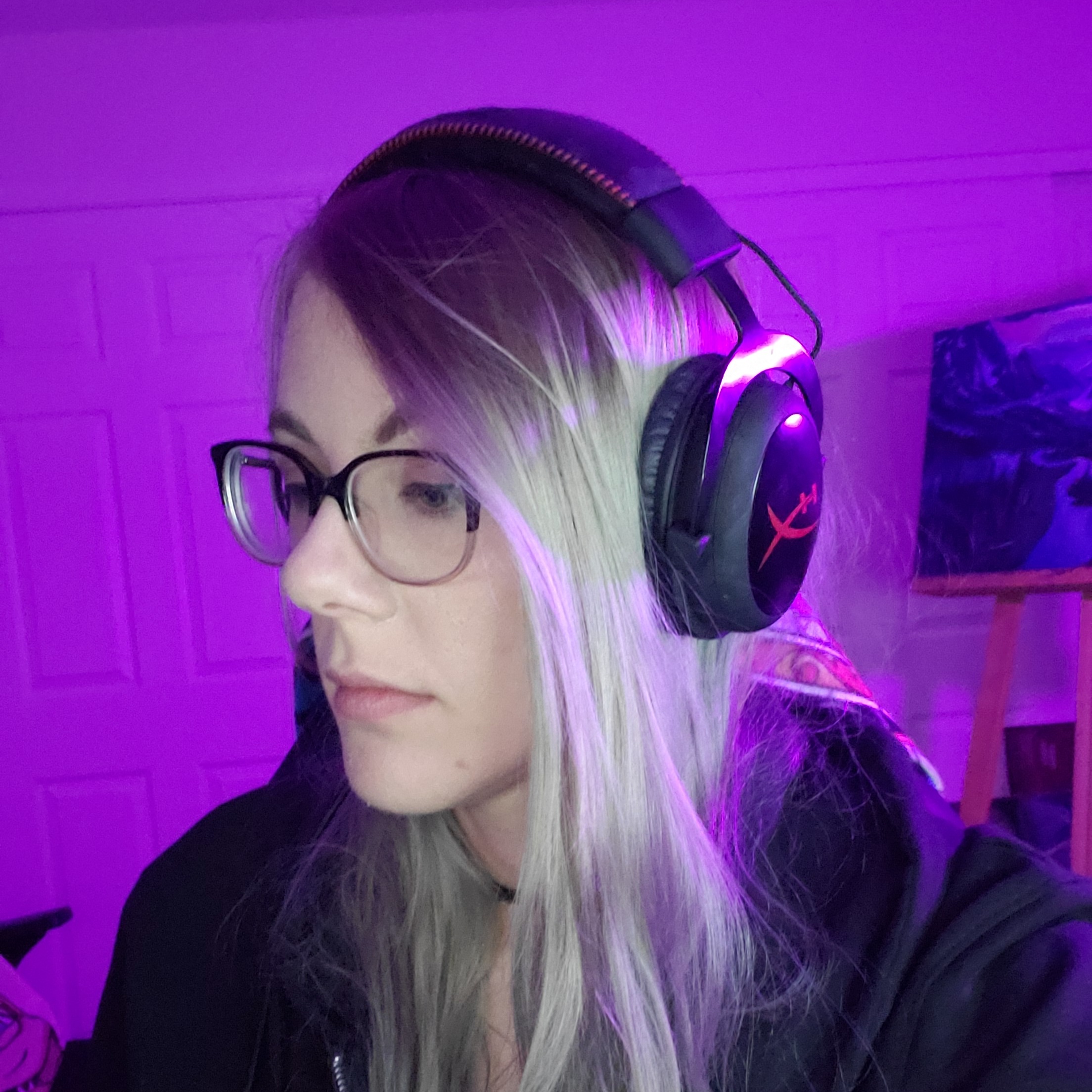 Tabi: Connect With Me On Twitter, Instagram, & Twitch - bcvdpus