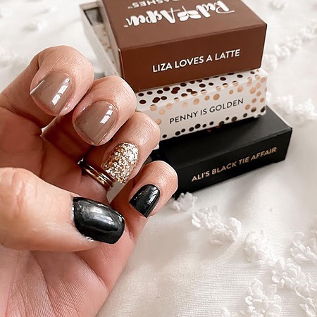 MIRANDA PARKER Red Aspen Nails  Link Thumbnail | Linktree