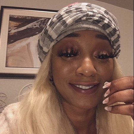 candiefoxx | Twitter, Facebook, TikTok | Linktree