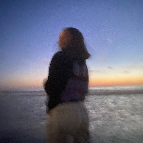 Juliallamas | Twitter, Instagram, TikTok | Linktree