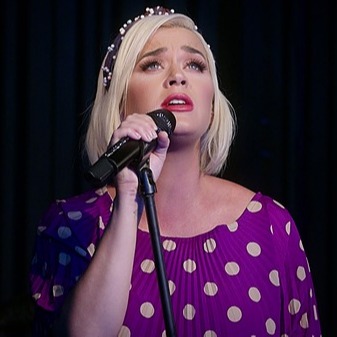 What Makes A Woman - Acoustic Video