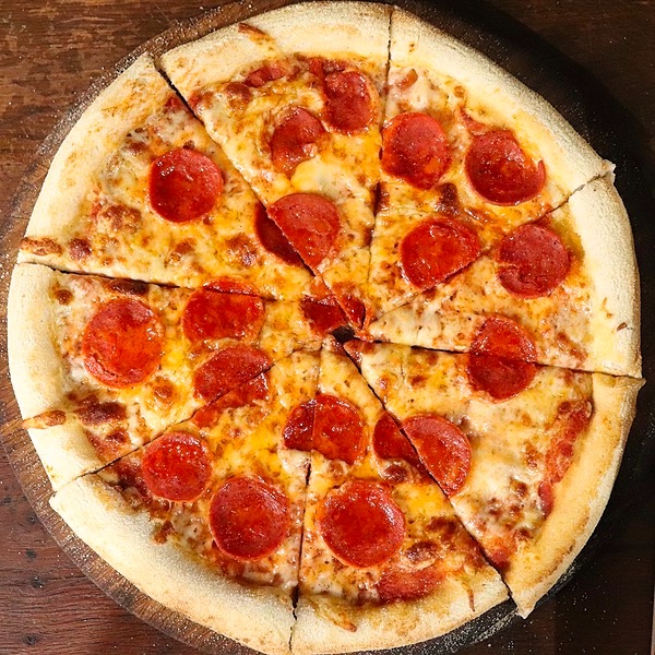 Summit Pizza To Go Facebook TikTok Linktree