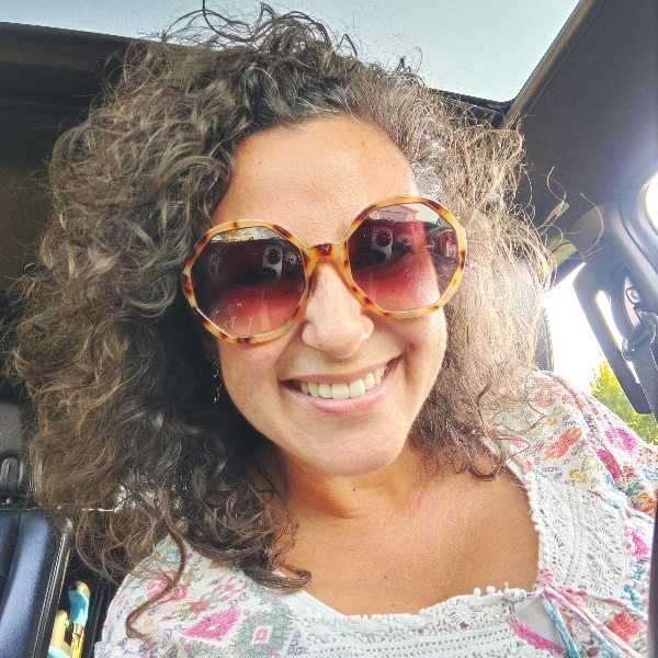 Kristen Krueger Instagram, Facebook, TikTok Linktree